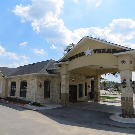 Hotel Texas Cuero ภายนอก รูปภาพ