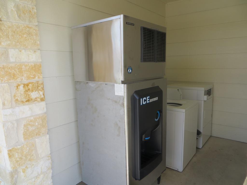 Hotel Texas Cuero ภายนอก รูปภาพ