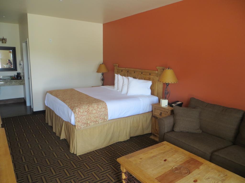 Hotel Texas Cuero ภายนอก รูปภาพ