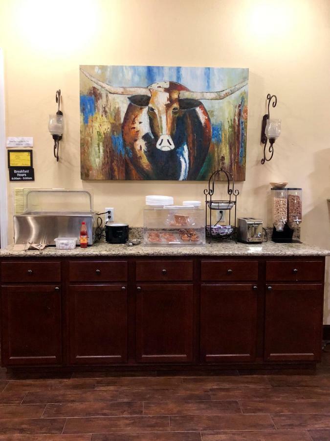 Hotel Texas Cuero ภายนอก รูปภาพ